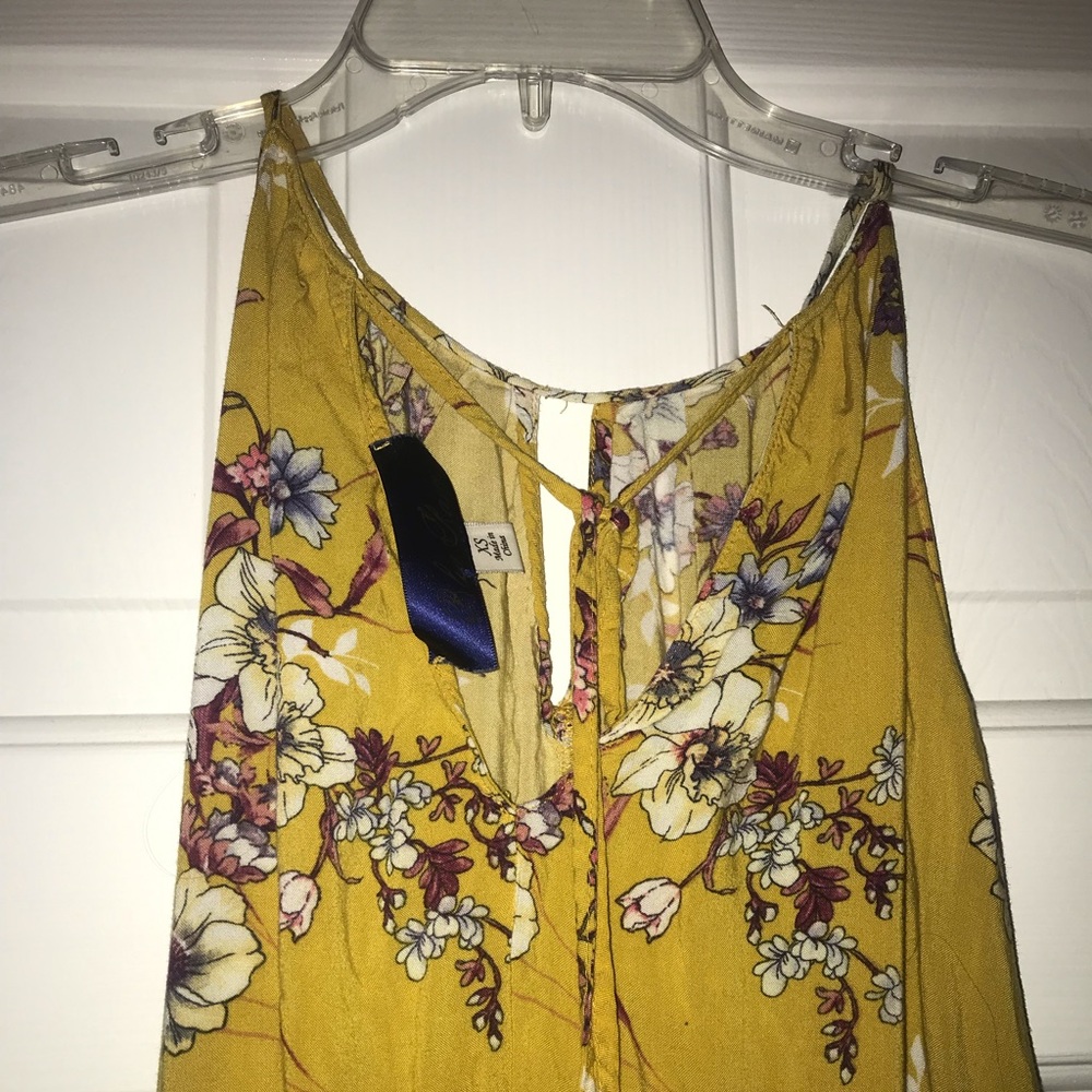 Tank top - Picture 2 of 2